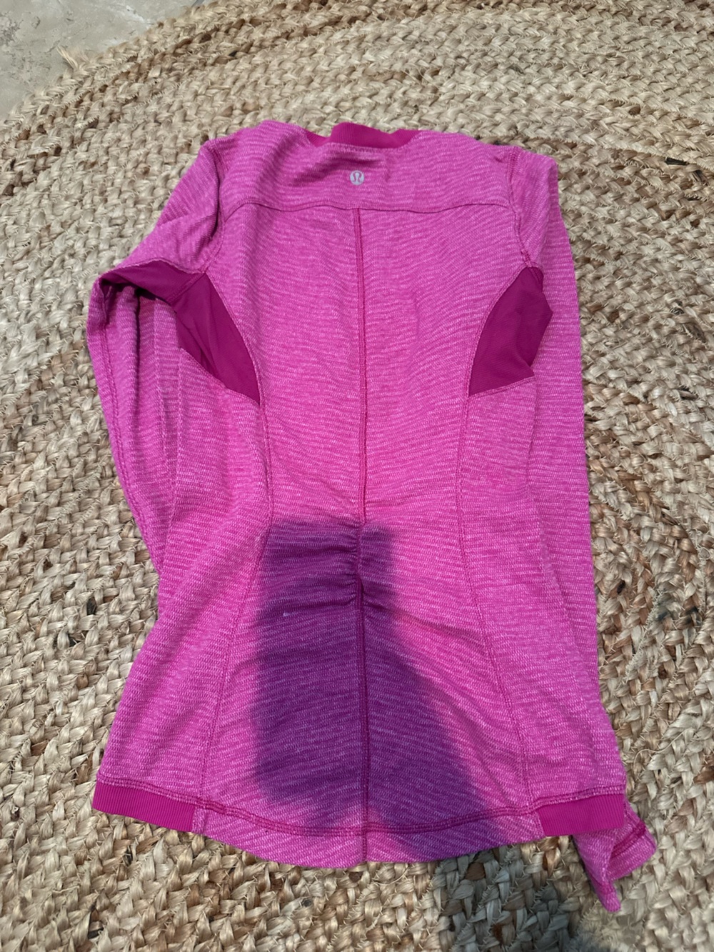 LULULEMON BASE RUNNER LONG SLEEVE - Picture 4 of 4